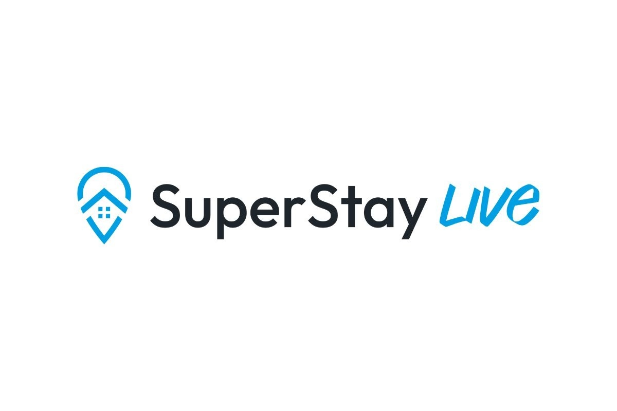 Logo der SuperStay Live Fachmesse für Ferienvermieter in Augsburg auf weißem Hintergrund.
