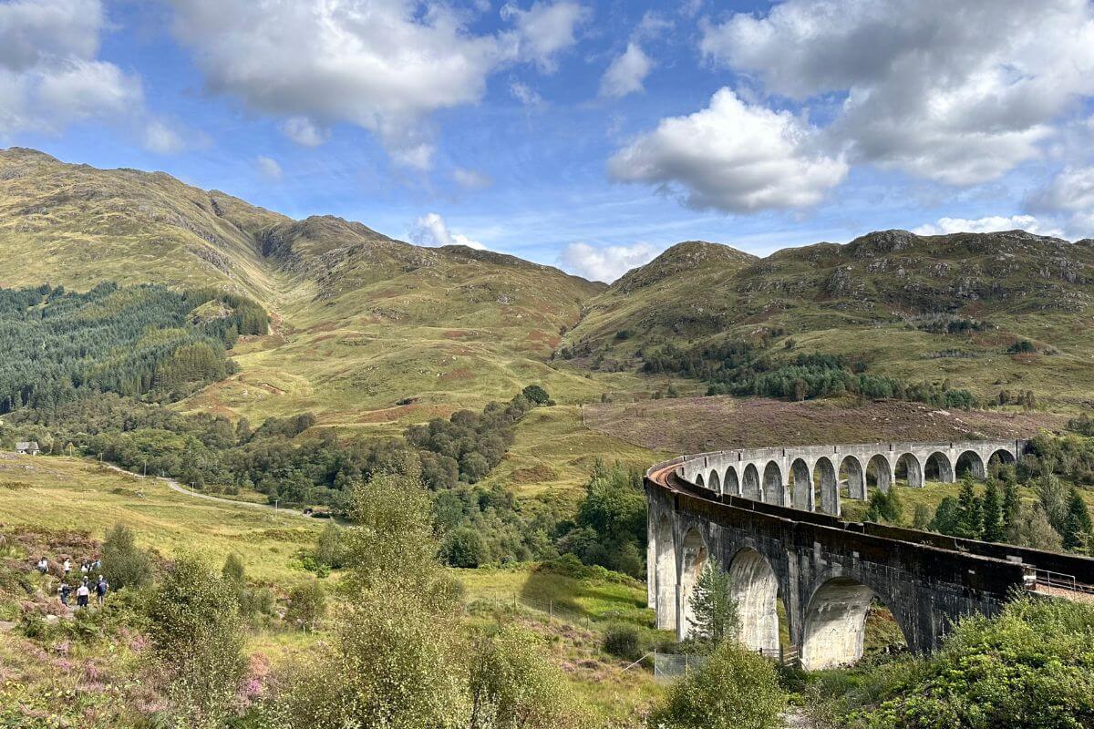 Glenfinnan Viadukt in den Highlands – Harry Potter Drehort